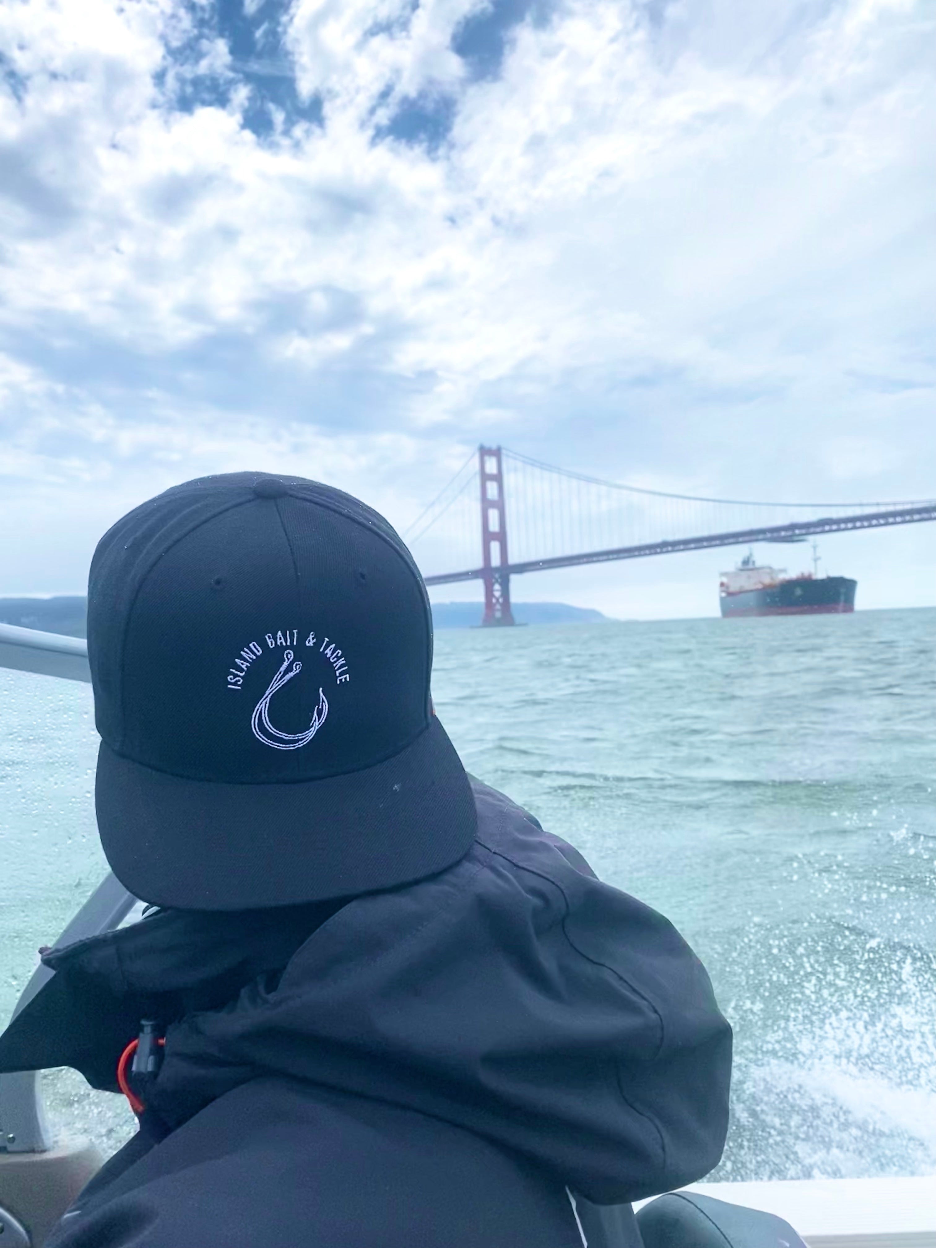 Double hook Snapback hat